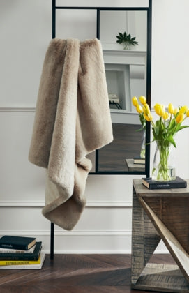 Gariland Taupe Throw - MJM Furniture