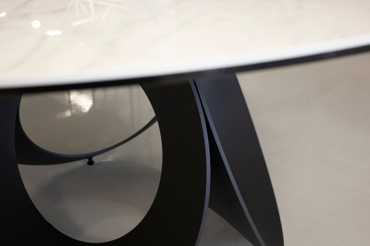 Optic Ceramic Dining Table