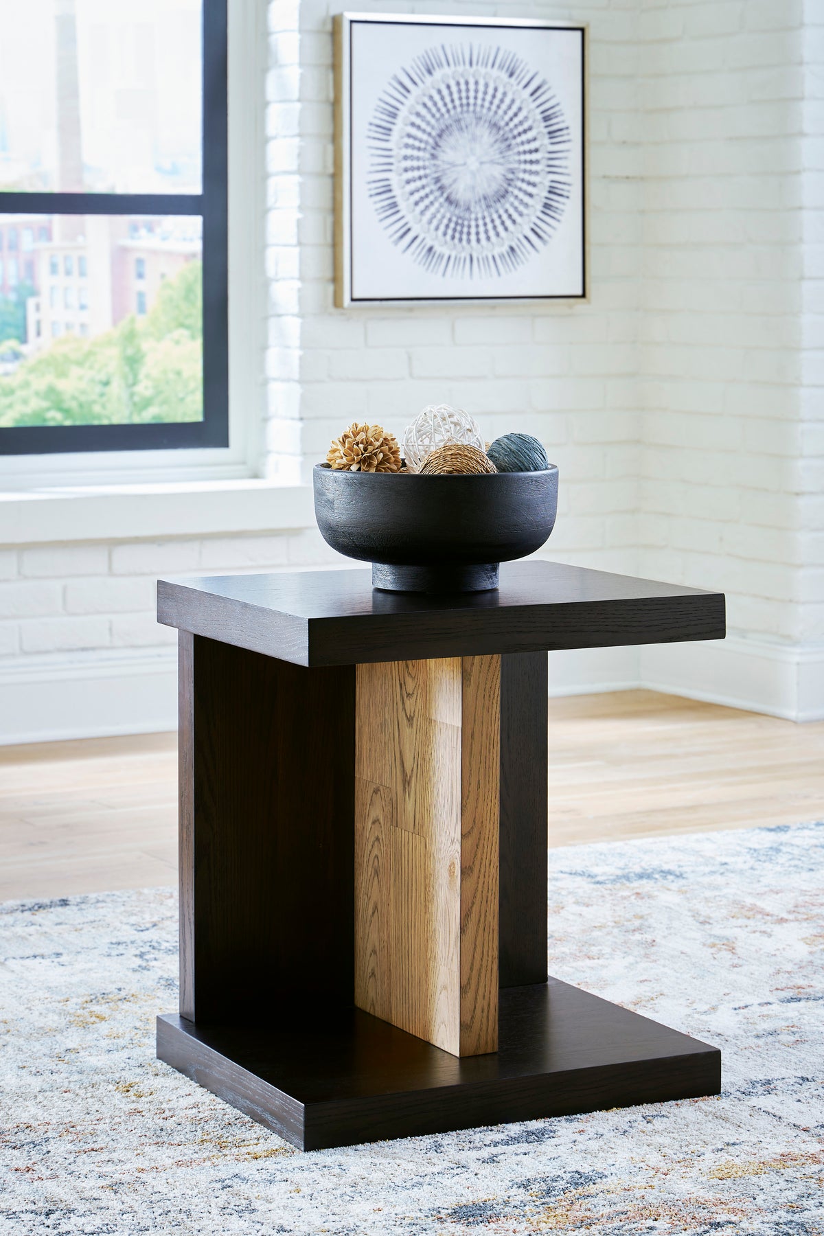 Kokomore End Table - MJM Furniture